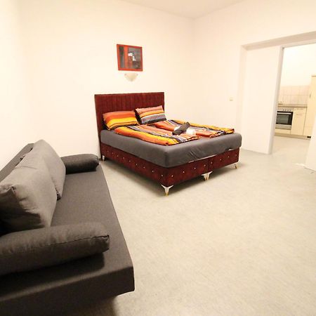 Zx Quad Room In Meidling Wenen Buitenkant foto