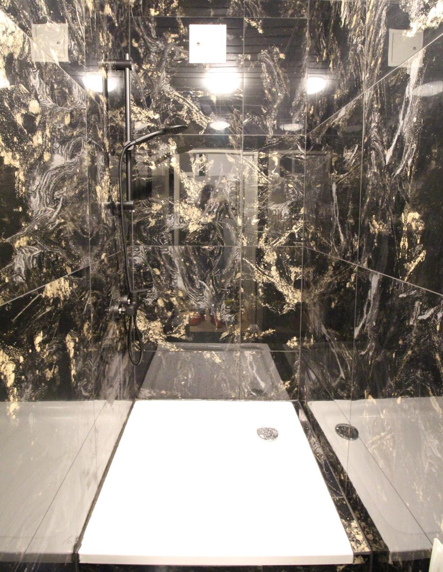 Zx Quad Room In Meidling Wenen Buitenkant foto